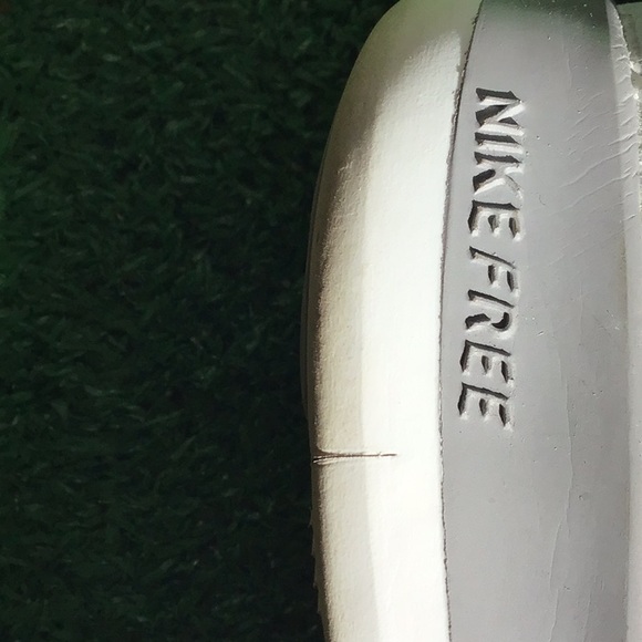 NIKE FREE Tr Women shoes size 9.5 - Picture 4 of 8